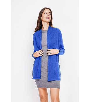 Дамска жилетка в синьо с кашмир снимка