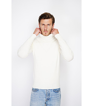 Мъжки пуловер в цвят крем с кашмир снимка