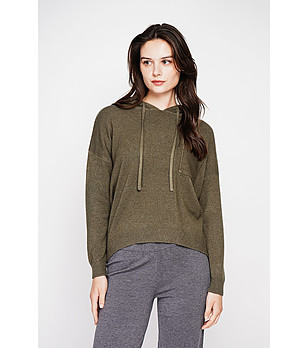 Дамски пуловер в цвят каки с качулка и с кашмир снимка