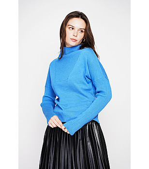 Син дамски оversize пуловер снимка