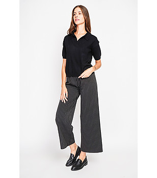 Дамски пуловер в черно снимка