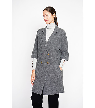 Сиво дамско палто снимка