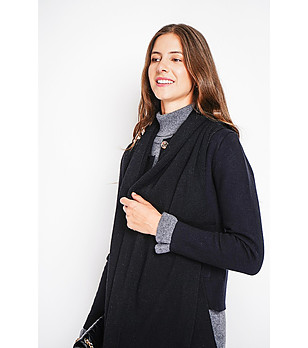 Черен дълъг дамски шал снимка