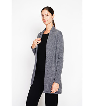 Дамска жилетка в сиво снимка