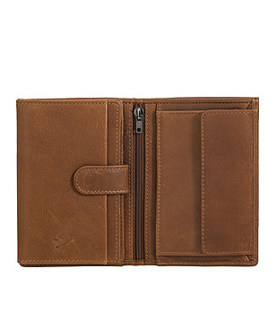 Мъжки портфейл от естествена кожа в кафяво Pierre снимка