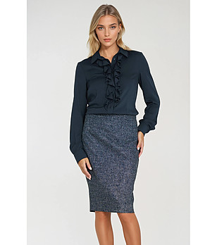 Дамска риза в тъмносиньо с жабо снимка