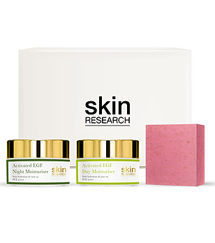 Комплект от дневен и нощен крем и сапун за лице снимка