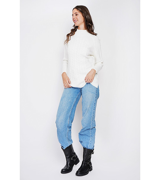 Дамски пуловер в цвят крем с плетеници снимка