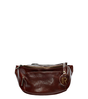 Кафява дамска кожена чанта за кръста снимка