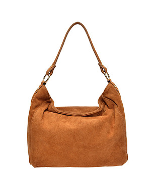 Дамска чанта от естествена кожа в цвят коняк снимка