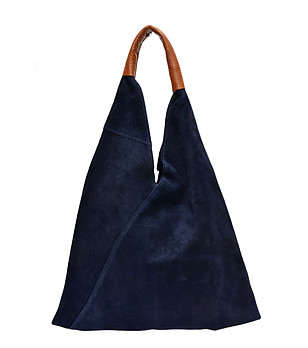 Кожена хобо чанта в тъмносиньо снимка