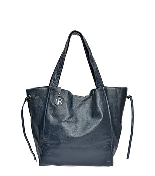 Дамска кожена мека и голяма чанта в тъмносиньо Sara снимка