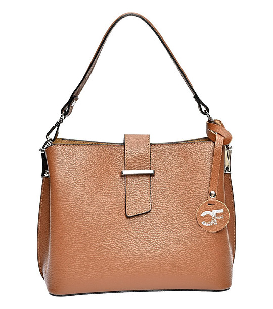 Дамска кожена чанта в цвят коняк  снимка