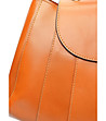 Дамска чанта в цвят коняк от естествена кожа с нестандартна форма-3 снимка
