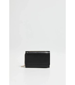 Дамски портфейл в черно с цип снимка