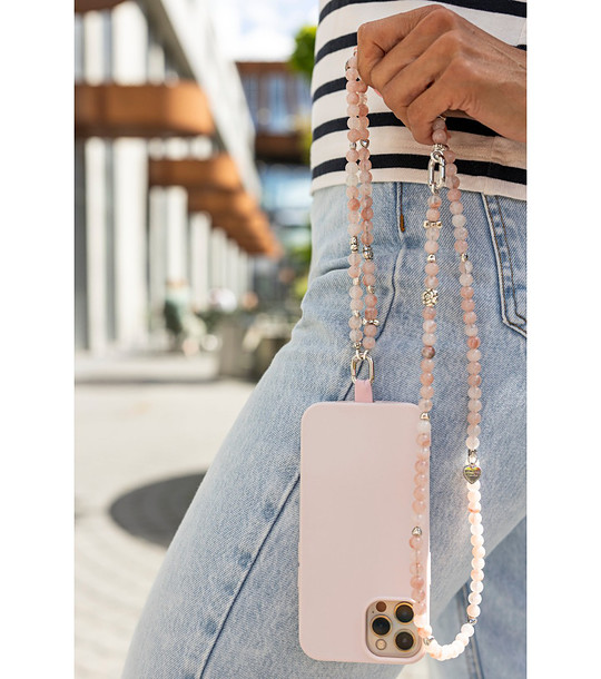 Верижка за телефон с розови мъниста и златисти детайли снимка