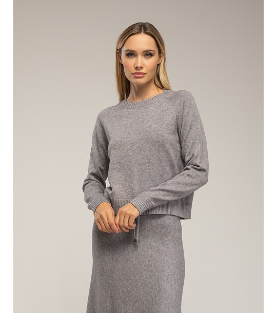 Дамски пуловер в сиво снимка