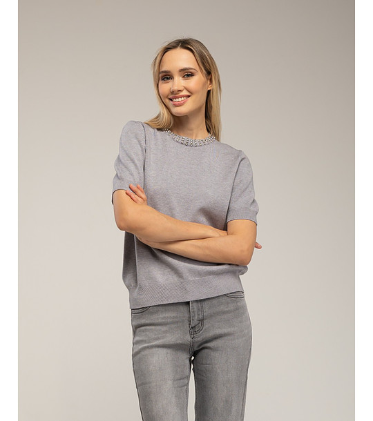 Сива дамска блуза с декорация при деколтето снимка