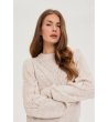 Дамски пуловер в бежово-3 снимка