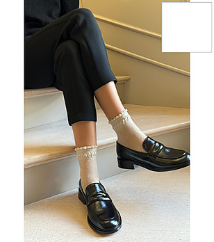 Бели дамски чорапи с точки и волан ELVIRA снимка