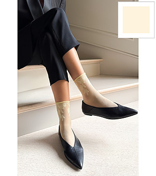 Дамски чорапи JANA в цвят екрю с флорален мотив снимка