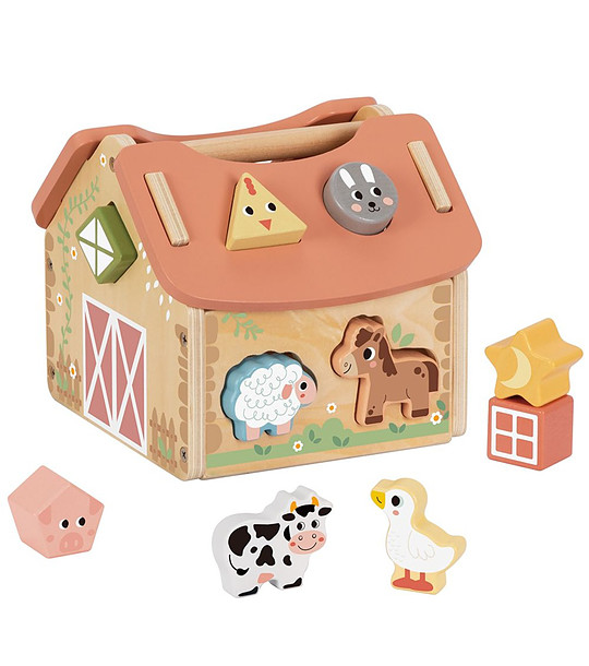 Дървена къщичка-сортер с дървени животни снимка