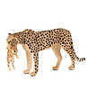 Фигурка Женски гепард с малко-0 снимка