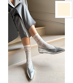 Екрю дамски чорапи с флорален мотив SALMA снимка