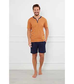 Памучна мъжка пижама Juliusz в цвят коняк и тъмносиньо с V-деколте снимка