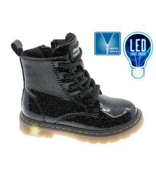 Детски черни боти с LED подметка снимка