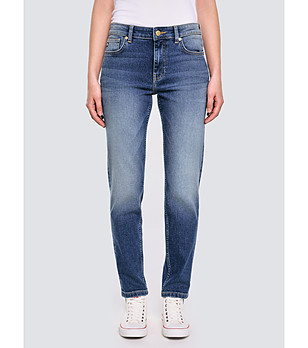 Дамски вталени сини памучни дънки Maggiе снимка