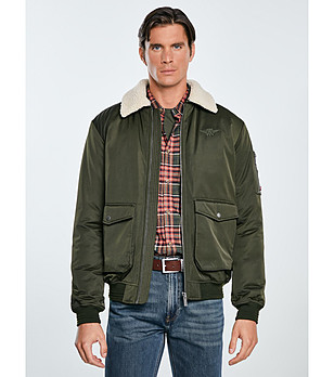 Мъжко зелено яке тип бомбър с подвижна яка GETNEW снимка