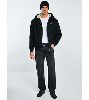 Черен мъжки суитшърт снимка