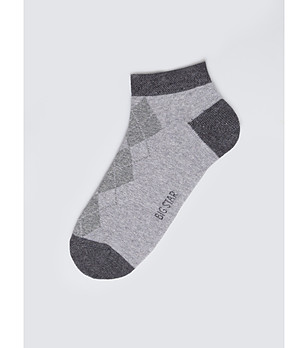 Мъжки къси чорапи в сиво с ромбове  снимка