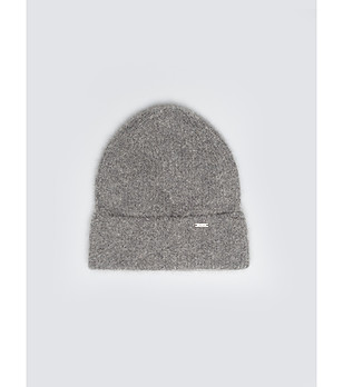 Сива плетена зимна дамска шапка HERYNIA снимка