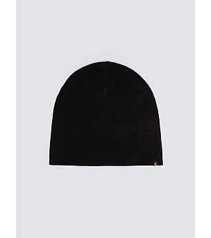 Черна плетена шапка MESIANIL снимка