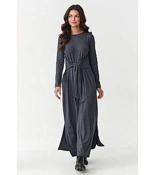 Дълга рокля в цвят антрацит с връзка на талията снимка