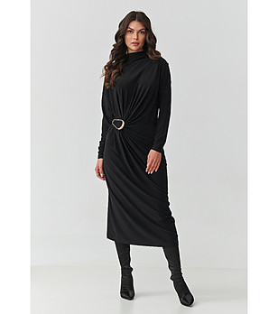 Черна миди  рокля с набор и метална катарама снимка