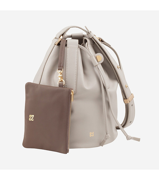 Кожена дамска чанта през рамо в цвят перла Filicudi снимка