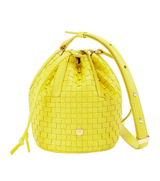 Дамска кожена чанта през рамо в лимонено жълто Filicudi снимка