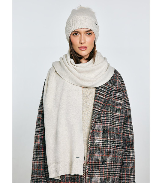 Плетен дамски шал в екрю  снимка