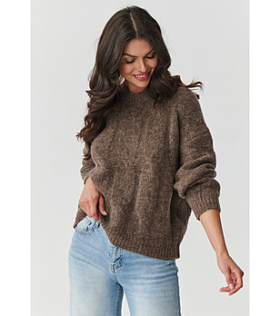 Дамски кафяв пуловер с големи плетеници снимка