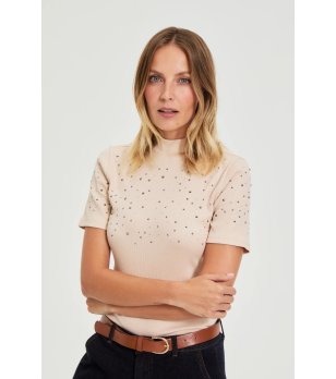 Бежова дамска блуза с камъчета снимка