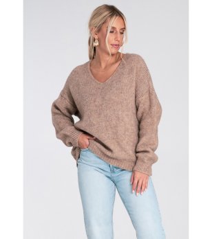 Бежов дамски пуловер Sara снимка