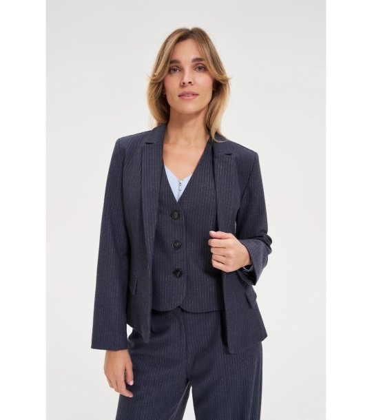 Дамско тъмносиньо сако на фини райета снимка