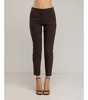 Тъмнокафяв дамски панталон снимка