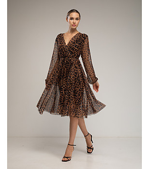 Кафява рокля от тюл с животински принт снимка