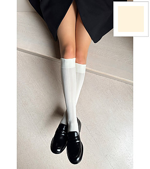 Дамски чорапи в екрю до коляното на райета LAURA снимка