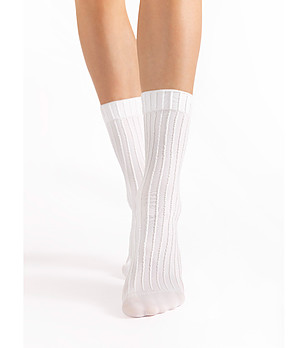 Бели чорапи на райета BASICO 40 DEN снимка