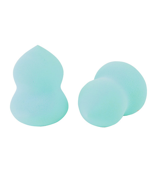 Гъба за грим в светлосиньо снимка